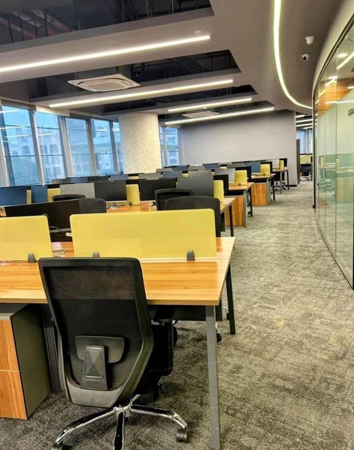 Plug & Play Co-Working Desks & Cabins Rent In, Viman Nagar-Pune